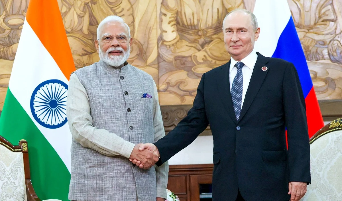 18th BRICS Summit 2026 | रूस के राष्ट्रपति व्लादिमीर पुतिन पहुंचे भारत, पीएम मोदी के साथ द्विपक्षीय वार्ता पर टिकी दुनिया की नज़रें 18th BRICS Summit 2026 | रूस के राष्ट्रपति व्लादिमीर पुतिन पहुंचे भारत, पीएम मोदी के साथ द्विपक्षीय वार्ता पर टिकी दुनिया की नज़रें