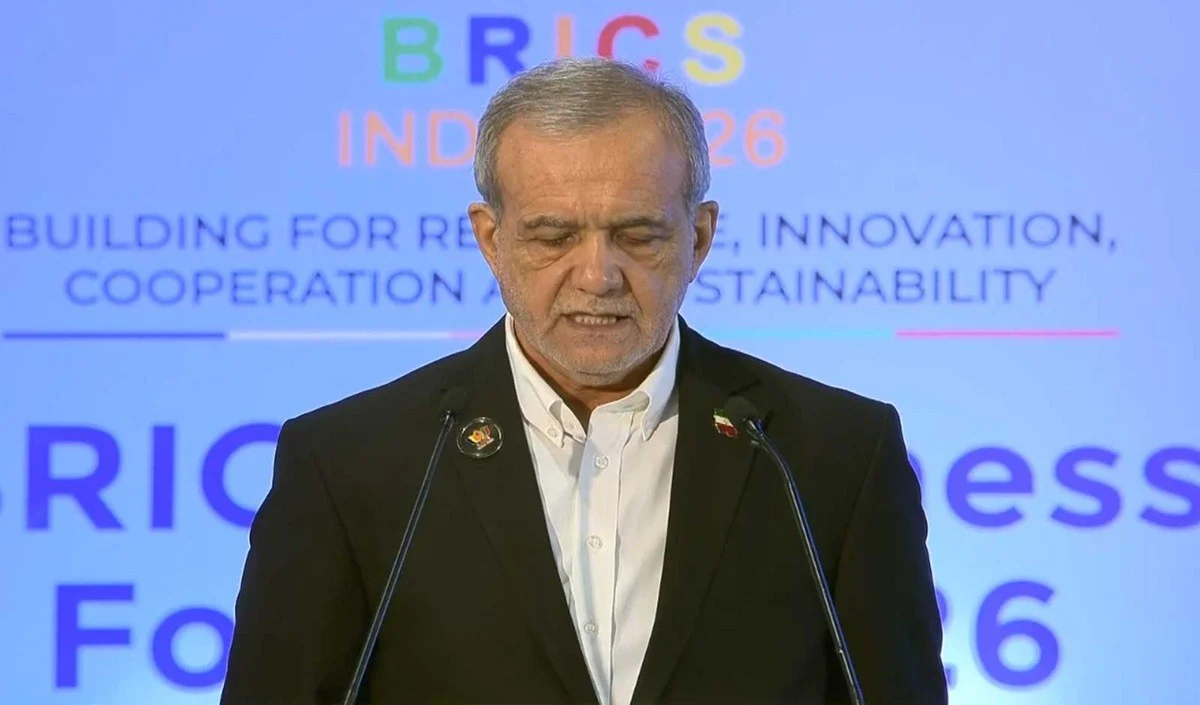 BRICS Business Forum में बोले Iran President Pezeshkian, आर्थिक दबाव का जवाब है मजबूत Trade Network BRICS Business Forum में बोले Iran President Pezeshkian, आर्थिक दबाव का जवाब है मजबूत Trade Network