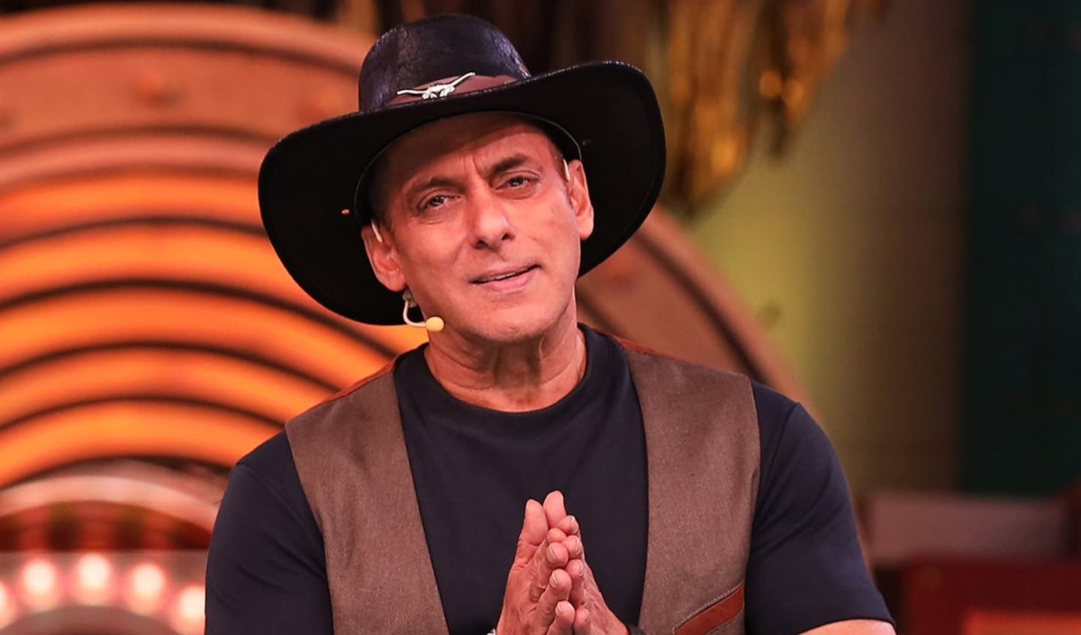 Bigg Boss 20 Grand Premiere | रियलिटी शो का धमाकेदार आगाज़! ‘तथास्तु’ थीम और 17 धुरंधर कंटेस्टेंट्स के साथ लौटे सलमान खान, माही विज की आखिरी एंट्री Bigg Boss 20 Grand Premiere | रियलिटी शो का धमाकेदार आगाज़! 'तथास्तु' थीम और 17 धुरंधर कंटेस्टेंट्स के साथ लौटे सलमान खान, माही विज की आखिरी एंट्री