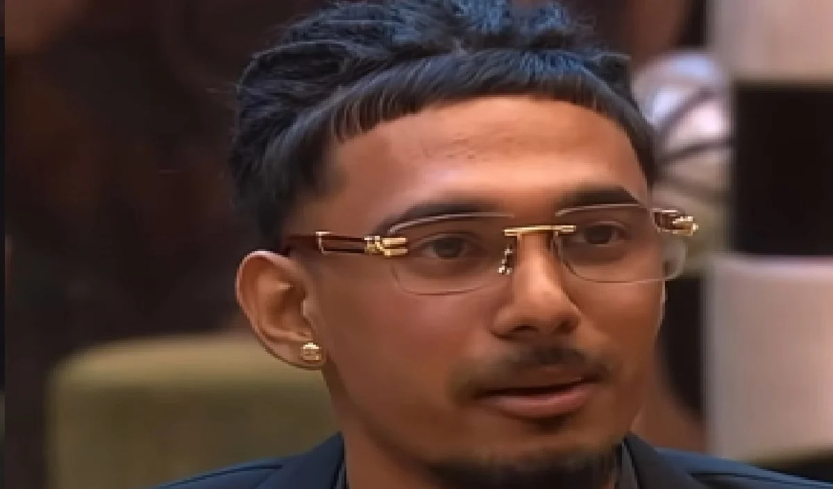 Bigg Boss 20 के घर में टूटी दोस्ती! कैप्टेंसी टास्क के बाद माही विज के बर्ताव पर रो पड़े Yung DSA, बोले- ‘मैंने माँ कहा था…’ Bigg Boss 20 के घर में टूटी दोस्ती! कैप्टेंसी टास्क के बाद माही विज के बर्ताव पर रो पड़े Yung DSA, बोले- 'मैंने माँ कहा था...'