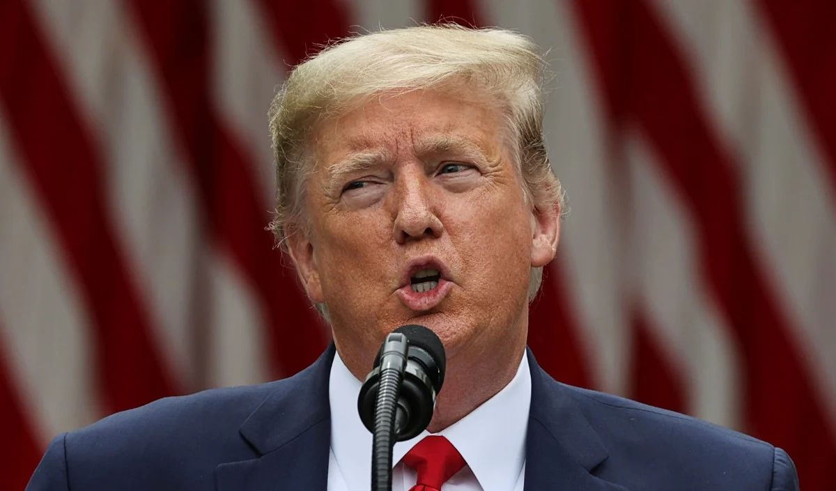 Donald Trump का ईरान को अल्टीमेटम! ‘Pichax Mountain’ पर ‘बहुत जल्द’ हमले की धमकी, जानिए क्यों अमेरिका के निशाने पर है यह गुप्त ठिकाना Donald Trump का ईरान को अल्टीमेटम! 'Pichax Mountain' पर 'बहुत जल्द' हमले की धमकी, जानिए क्यों अमेरिका के निशाने पर है यह गुप्त ठिकाना