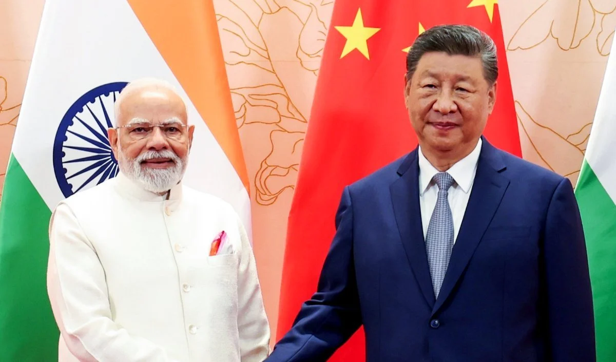 India-China Bilateral Meeting | पीएम मोदी और शी जिनपिंग के बीच दिल्ली में महा-वार्ता! बॉर्डर, सुरक्षा से व्यापार तक… जानिए क्या है बैठक का मुख्य एजेंडा India-China Bilateral Meeting | पीएम मोदी और शी जिनपिंग के बीच दिल्ली में महा-वार्ता! बॉर्डर, सुरक्षा से व्यापार तक... जानिए क्या है बैठक का मुख्य एजेंडा