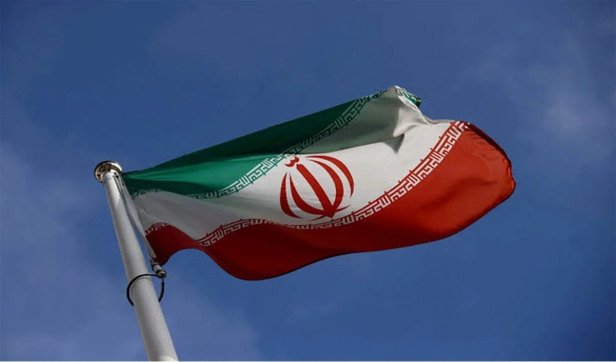 Iran की सुरक्षा तय नहीं हुई तो कोई सुरक्षित नहीं, Strait of Hormuz पर US को चेतावनी Iran की सुरक्षा तय नहीं हुई तो कोई सुरक्षित नहीं, Strait of Hormuz पर US को चेतावनी