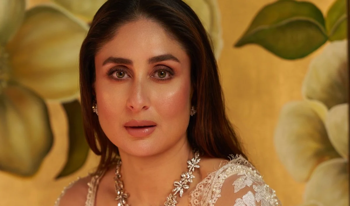 Kareena Kapoor को मेघना गुलजार से क्यों लगता था डर? 26 साल के करियर में पहली बार हुआ ऐसा! Kareena Kapoor को मेघना गुलजार से क्यों लगता था डर? 26 साल के करियर में पहली बार हुआ ऐसा!