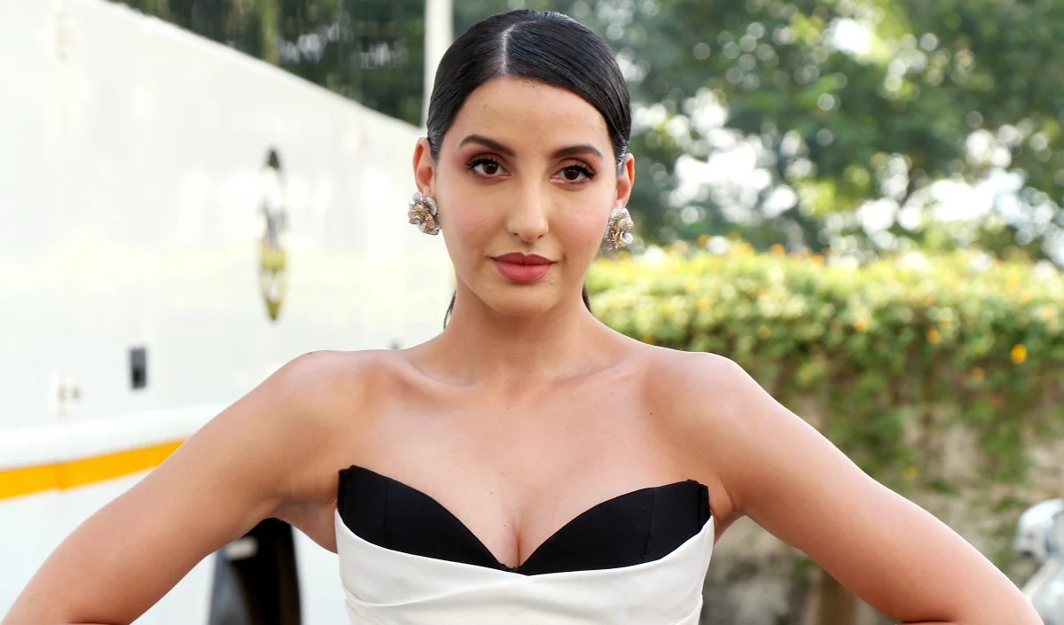 ‘Lego Airplane’ वाली टिप्पणी से कानूनी मुसीबत में Nora Fatehi, एविएशन कंपनी ने ठोका 3 करोड़ रुपये का मानहानि केस 'Lego Airplane' वाली टिप्पणी से कानूनी मुसीबत में Nora Fatehi, एविएशन कंपनी ने ठोका 3 करोड़ रुपये का मानहानि केस