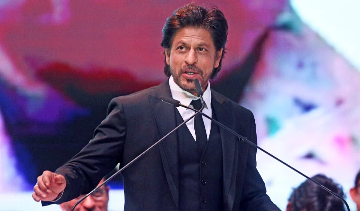 SRK Confirms King Release Date | अफवाहों पर शाहरुख खान ने लगाया पूर्णविराम! 24 दिसंबर को ही सिनेमाघरों में होगी रिलीज किंग SRK Confirms King Release Date | अफवाहों पर शाहरुख खान ने लगाया पूर्णविराम! 24 दिसंबर को ही सिनेमाघरों में होगी रिलीज किंग