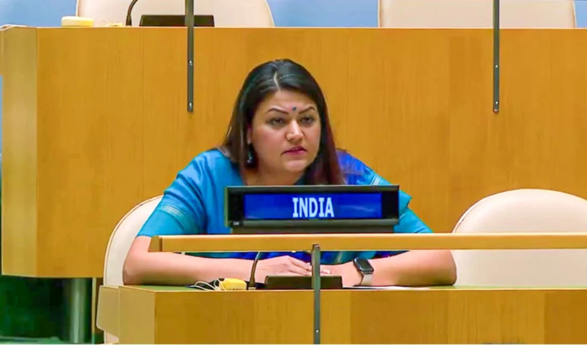 UN में भारत का पाकिस्तान पर जोरदार पलटवार, कश्मीर से ओसामा तक की याद दिलाई UN में भारत का पाकिस्तान पर जोरदार पलटवार, कश्मीर से ओसामा तक की याद दिलाई