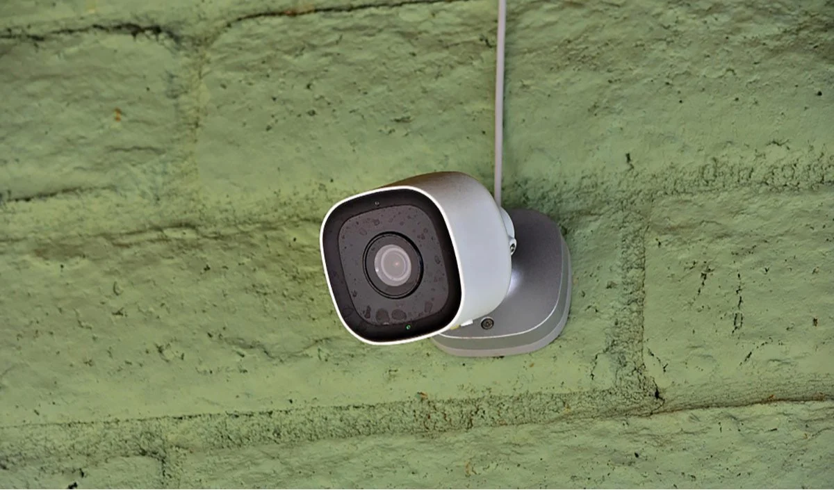 घर की सुरक्षा होगी हाईटेक! CCTV कैमरे से स्मार्ट लॉक तक जानें पूरा खर्च घर की सुरक्षा होगी हाईटेक! CCTV कैमरे से स्मार्ट लॉक तक जानें पूरा खर्च