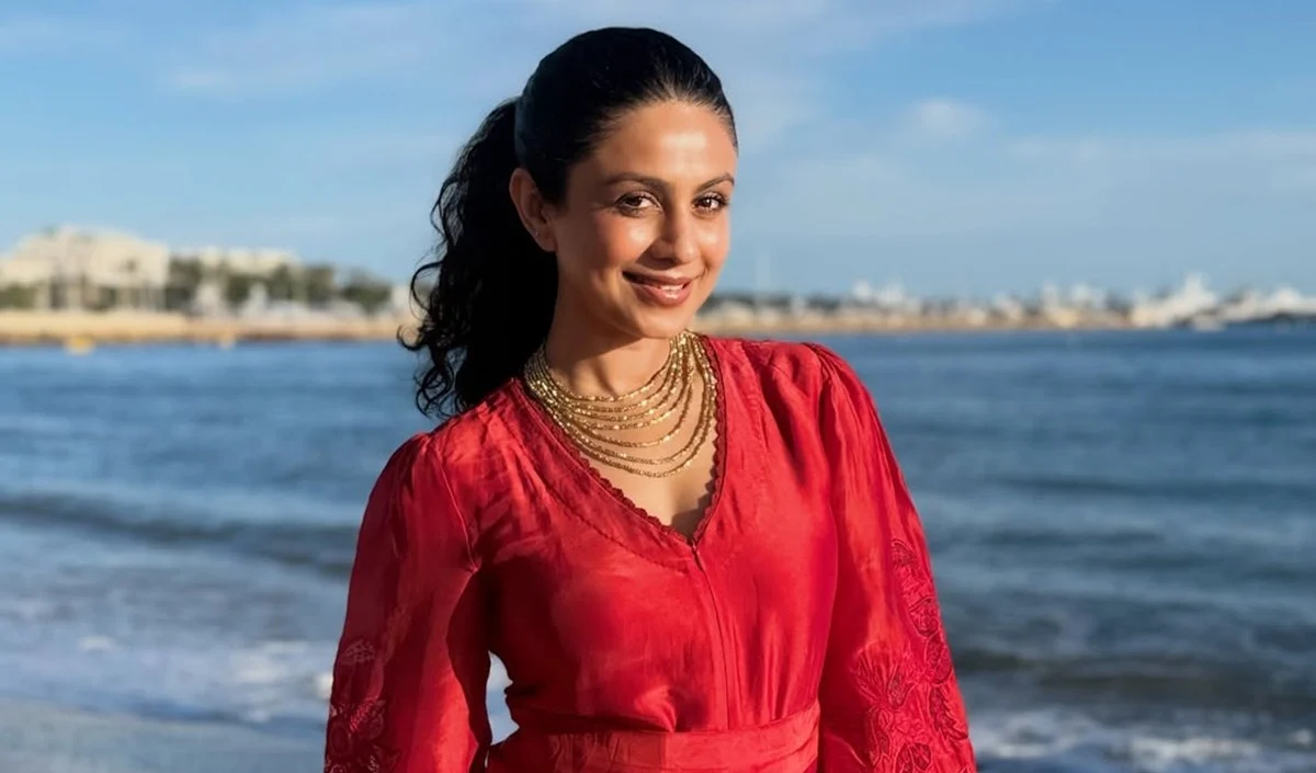 नेपाल बाढ़ संकट से सुरक्षित मुंबई वापस लौटीं Manasi Parekh! पति और बेटी को गले लगा छलके आंसू, सुनाई आपबीती नेपाल बाढ़ संकट से सुरक्षित मुंबई वापस लौटीं Manasi Parekh! पति और बेटी को गले लगा छलके आंसू, सुनाई आपबीती