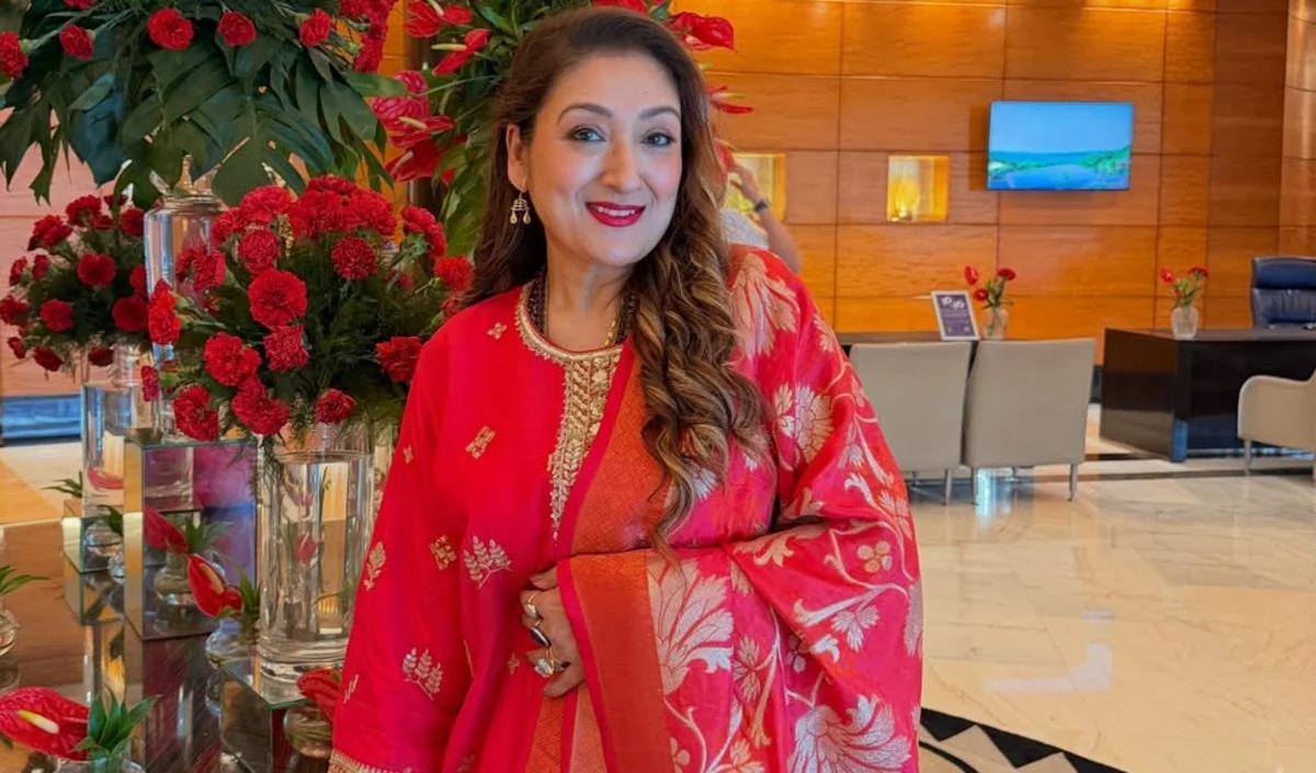 मेरा घर टूट रहा है… गोविंदा-कोमल रानी की चर्चा के बीच Sunita का छलका दर्द मेरा घर टूट रहा है... गोविंदा-कोमल रानी की चर्चा के बीच Sunita का छलका दर्द