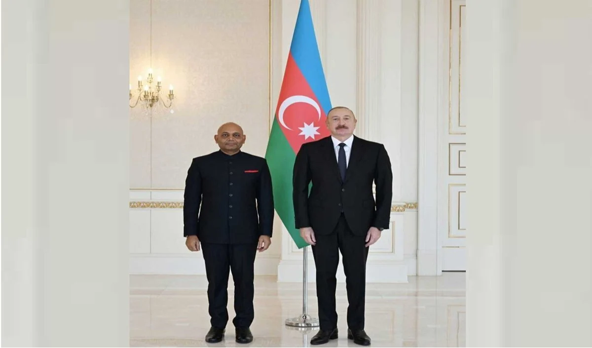 Azerbaijan में भारतीय Ambassador Abhay Kumar ने राष्ट्रपति Ilham Aliyev को सौंपा परिचय पत्र Azerbaijan में भारतीय Ambassador Abhay Kumar ने राष्ट्रपति Ilham Aliyev को सौंपा परिचय पत्र
