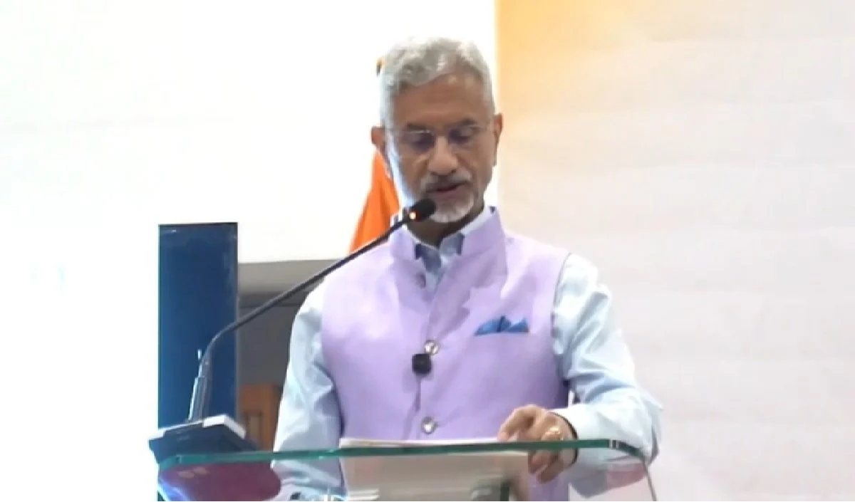 Ghana पहुंचे S Jaishankar, कहा- Global South की प्राथमिकताओं में भारत हमेशा साथ खड़ा Ghana पहुंचे S Jaishankar, कहा- Global South की प्राथमिकताओं में भारत हमेशा साथ खड़ा