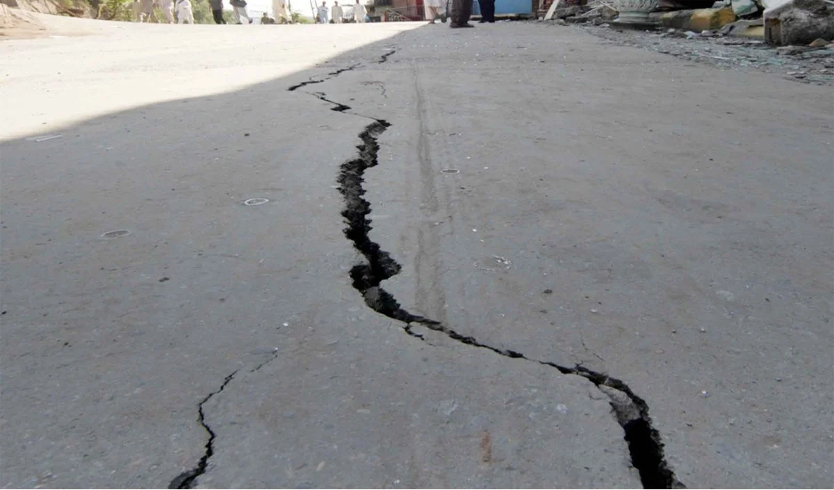 Indian और Eurasian प्लेटों के टकराव से कांपा Pakistan, बलूचिस्तान में 5.8 का भूकंप Indian और Eurasian प्लेटों के टकराव से कांपा Pakistan, बलूचिस्तान में 5.8 का भूकंप