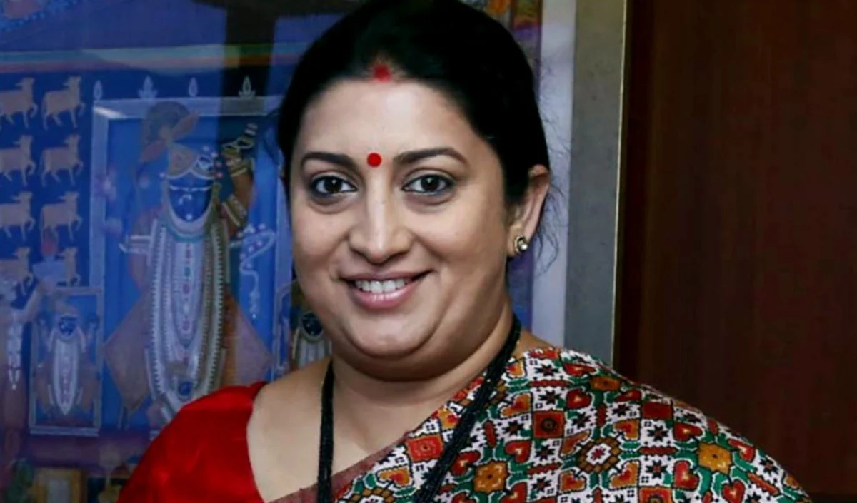 Kyunki Saas Bhi Kabhi Bahu Thi 2 को Smriti Irani ने कहा भावनात्मक अलविदा, पर्दे के पीछे की टीम को किया सलाम Kyunki Saas Bhi Kabhi Bahu Thi 2 को Smriti Irani ने कहा भावनात्मक अलविदा, पर्दे के पीछे की टीम को किया सलाम