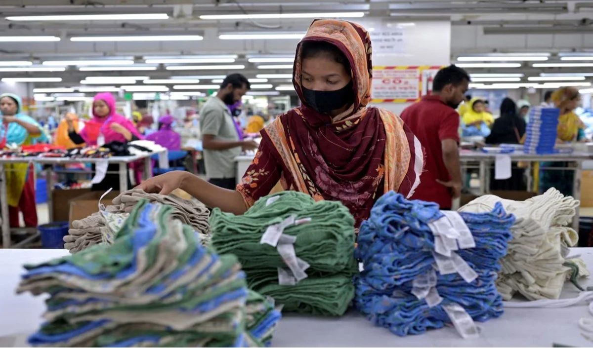 PHMA चीफ Zia Alamdar Hussain ने चेताया, संकट में फंसा Pakistan Knitwear उद्योग PHMA चीफ Zia Alamdar Hussain ने चेताया, संकट में फंसा Pakistan Knitwear उद्योग