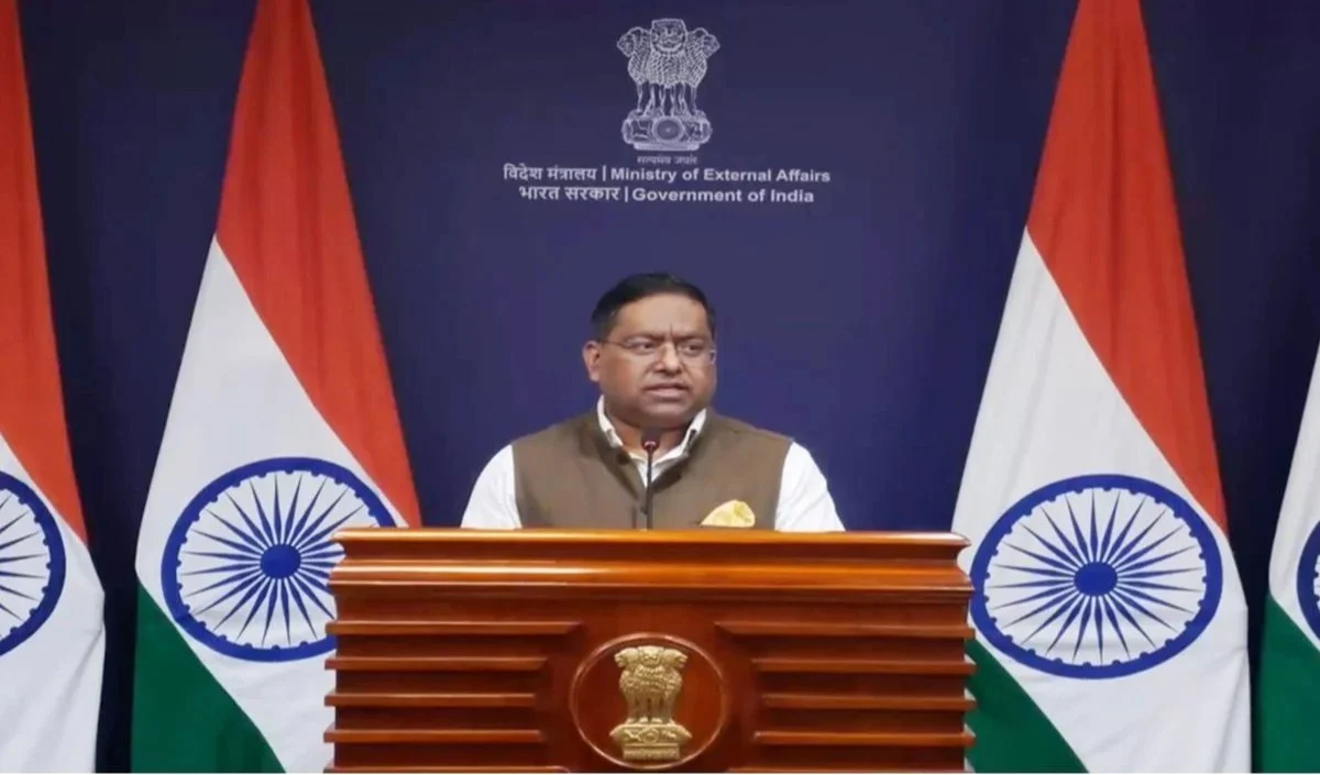 Saudi Arabia में हुए हमलों में 1 भारतीय की मौत, MEA ने की कड़ी निंदा Saudi Arabia में हुए हमलों में 1 भारतीय की मौत, MEA ने की कड़ी निंदा