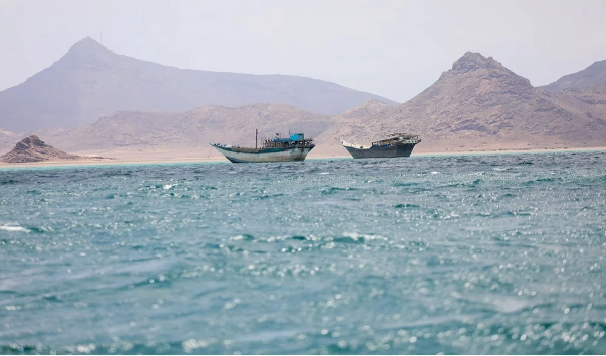 Strait of Hormuz में अमेरिकी हमले से 2 मछुआरे घायल, Mujtaba Khamenei ने दिए जवाबी कार्रवाई के आदेश Strait of Hormuz में अमेरिकी हमले से 2 मछुआरे घायल, Mujtaba Khamenei ने दिए जवाबी कार्रवाई के आदेश
