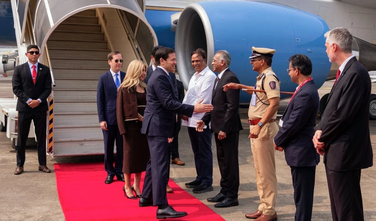 US Secretary of State Marco Rubio मुंबई पहुंचे, S Jaishankar से करेंगे द्विपक्षीय वार्ता US Secretary of State Marco Rubio मुंबई पहुंचे, S Jaishankar से करेंगे द्विपक्षीय वार्ता