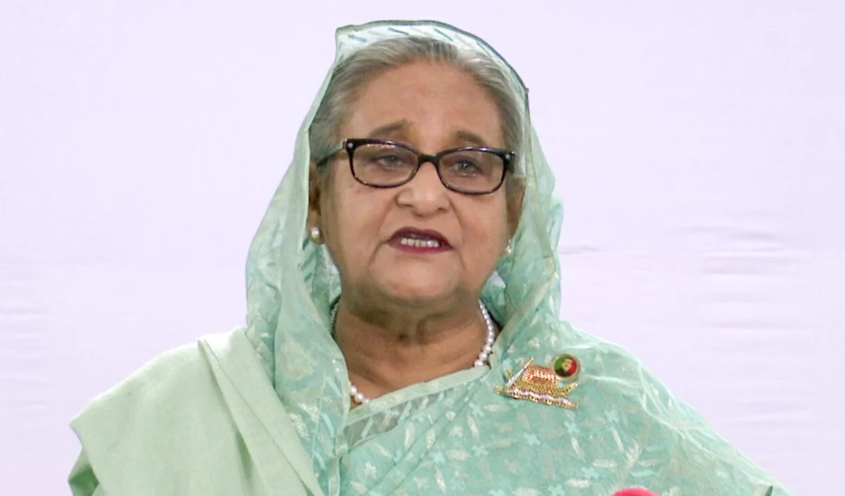 खतरों के बावजूद Bangladesh लौटने को तैयार Sheikh Hasina, बोलीं- मुझे मार दो या गिरफ्तार कर लो, लेकिन… खतरों के बावजूद Bangladesh लौटने को तैयार Sheikh Hasina, बोलीं- मुझे मार दो या गिरफ्तार कर लो, लेकिन...