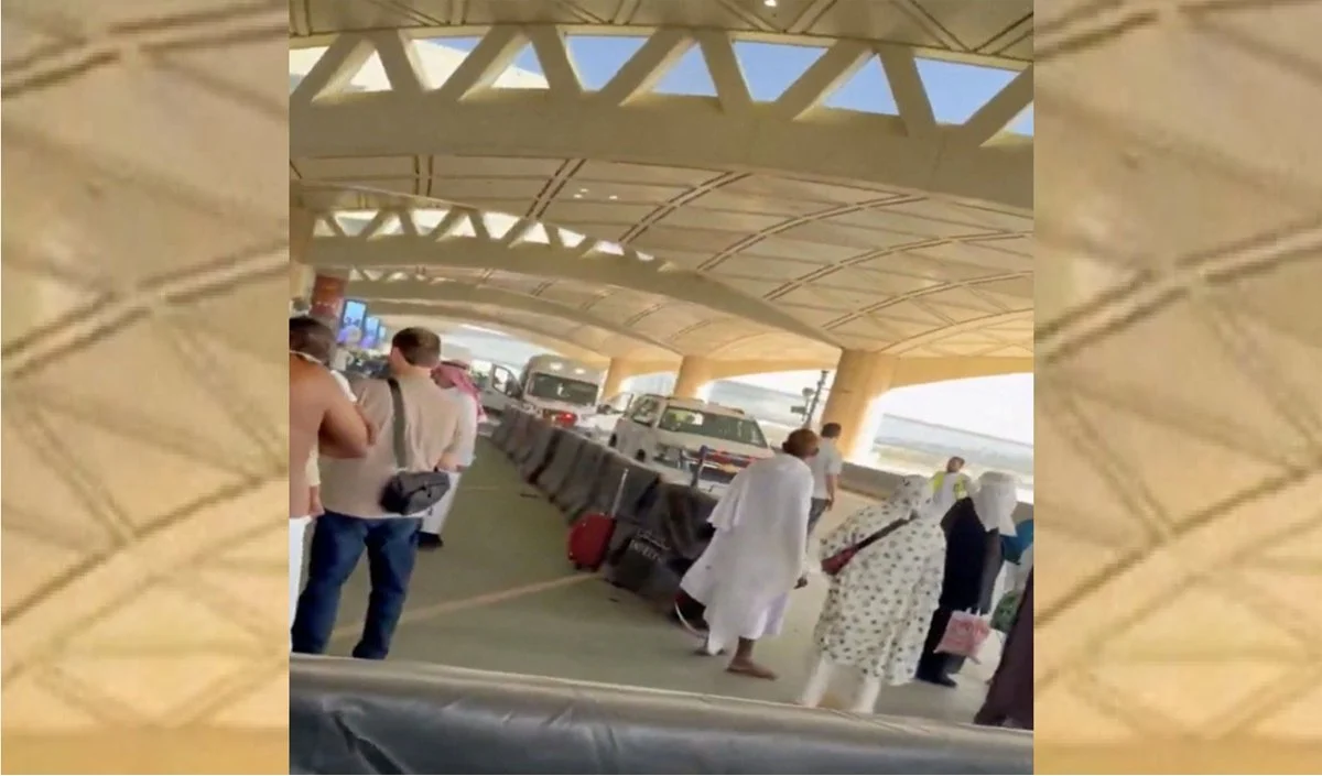सऊदी एयरपोर्ट्स पर हमलों के बाद Houthi गुट की चेतावनी, International Airlines न भरें उड़ान सऊदी एयरपोर्ट्स पर हमलों के बाद Houthi गुट की चेतावनी, International Airlines न भरें उड़ान